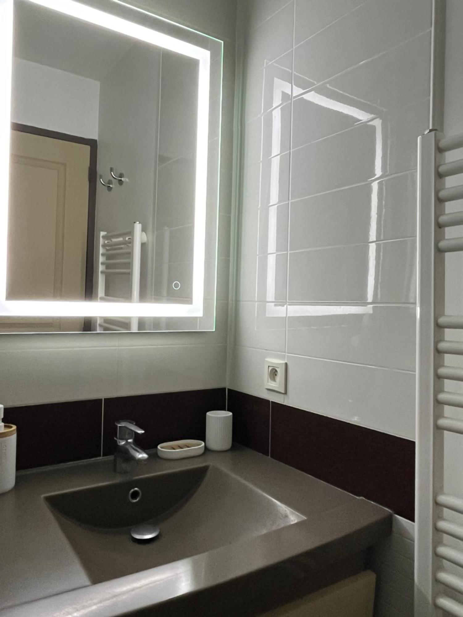 קאן Superbe Appartement Une Chambre Vue Mer Piscine Tennis מראה חיצוני תמונה