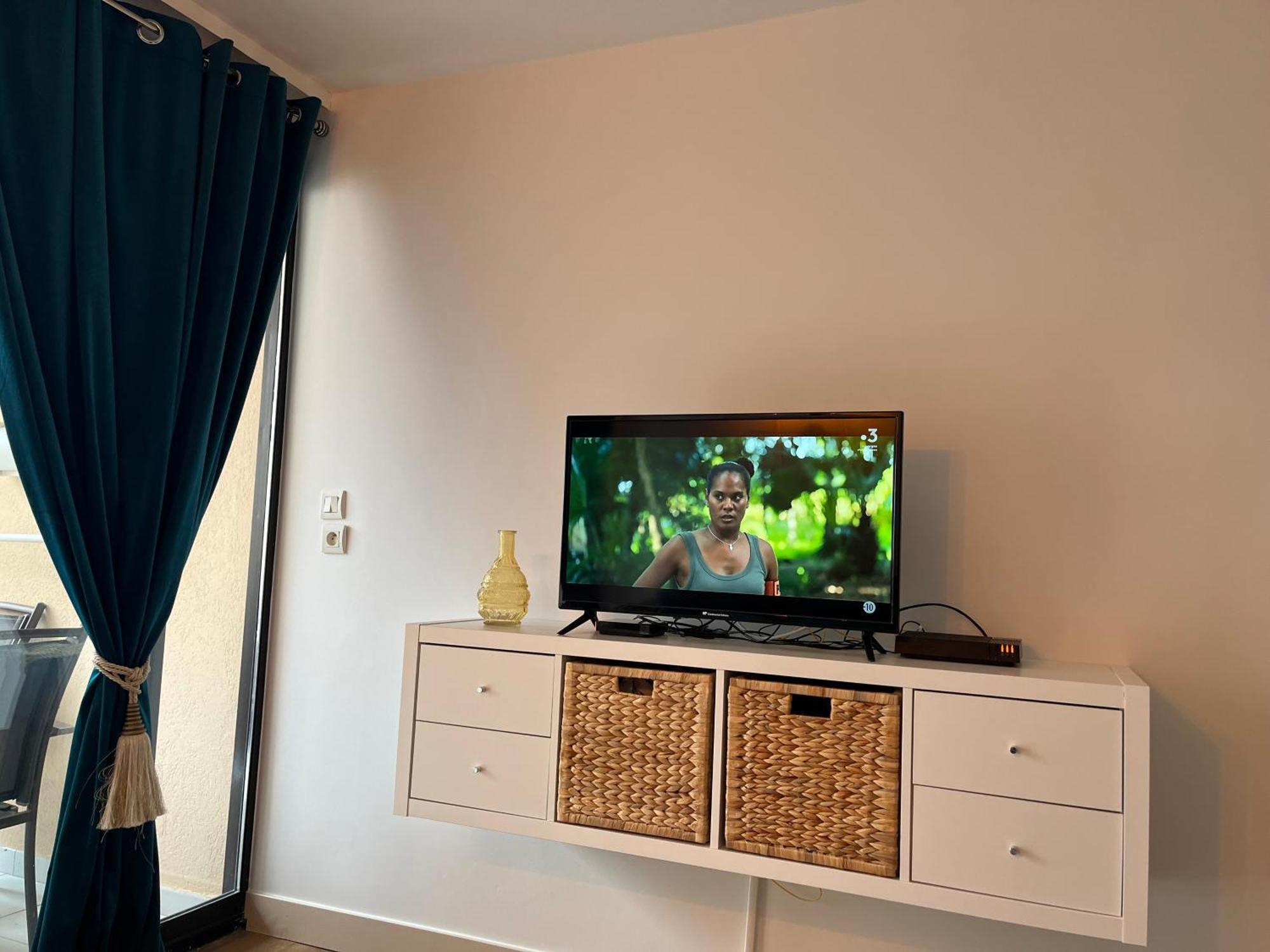 קאן Superbe Appartement Une Chambre Vue Mer Piscine Tennis מראה חיצוני תמונה